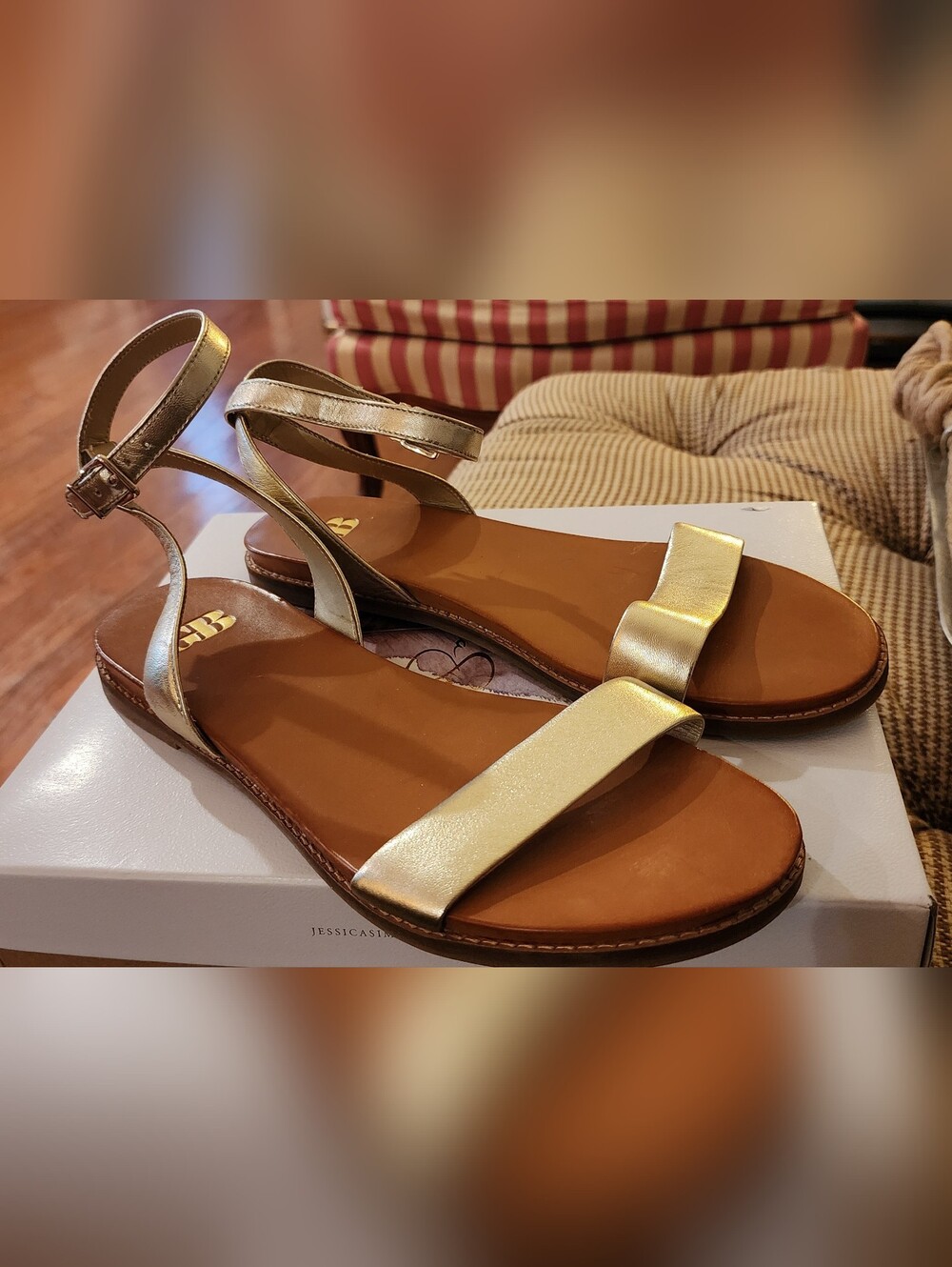 Gianni Bini Gold Leather Ankle-Strap Sandals. Size 10.